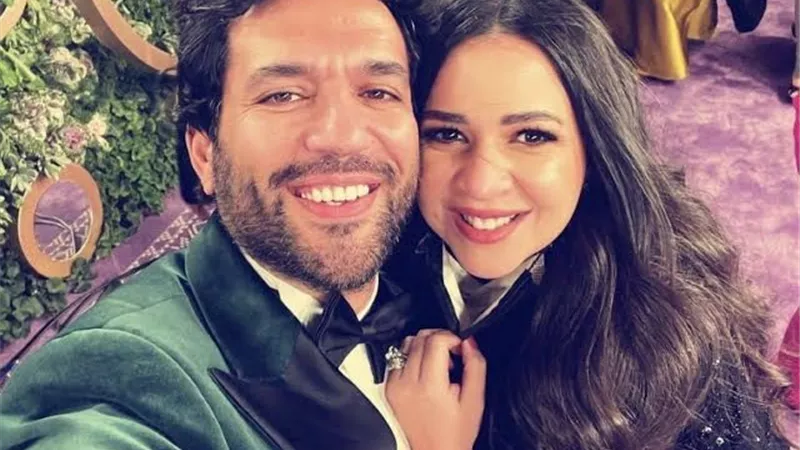 شاهد صور إيمي سمير غانم داخل المستشفي بعد ازمتها المرضية واول رد فعل لزوجها حسن الرداد 