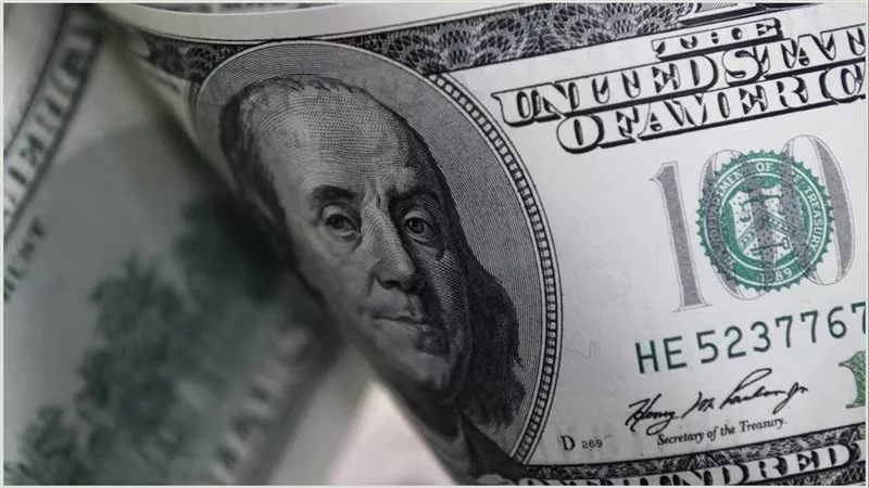 أعلى سعر لـ الدولار الان بعد الارتفاع الأخير..اكتشف سعر الأخضر بـ 6 بنوك: بكام 70 دولار؟
