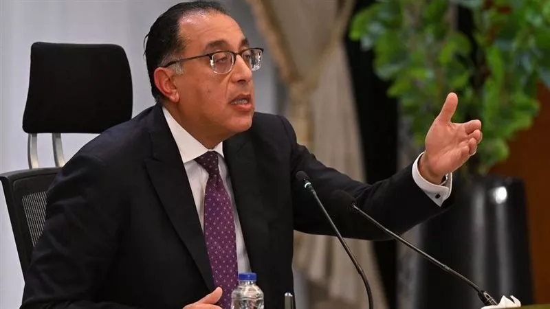 الحكومة  تصدر بيان هام بعد الهجوم الإيراني أمس.. ماذا قالت؟