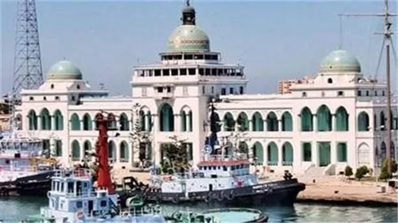 هل تم بيع مبنى القبة التاريخي بقناة السويس؟ رد حاسم من الفريق اسامة ربيع