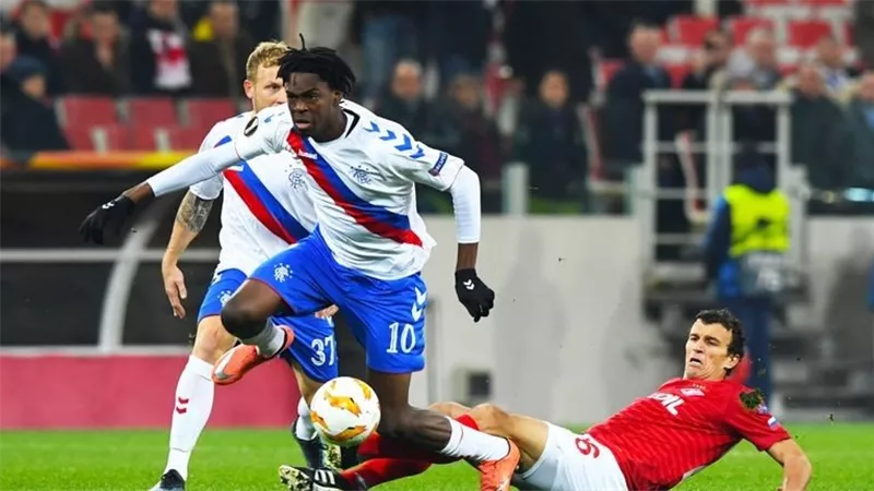 صفقة فى الجون....زميل محمد صلاح في ليفربول خلاص وقع للزمالك وهذا موعد الوصول