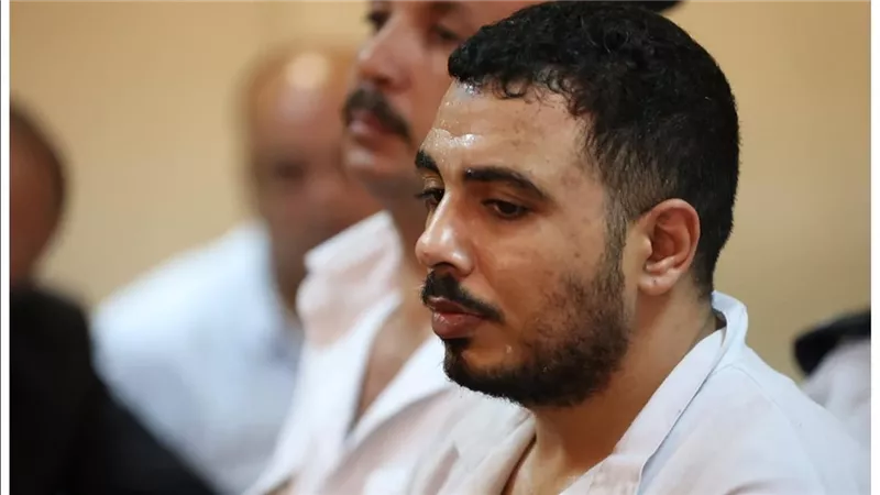  ايه الحكاية.. تقرير الطب الشرعي لسفاح التجمع يكشف مفاجآت جديده وحقيقة القصة كامله