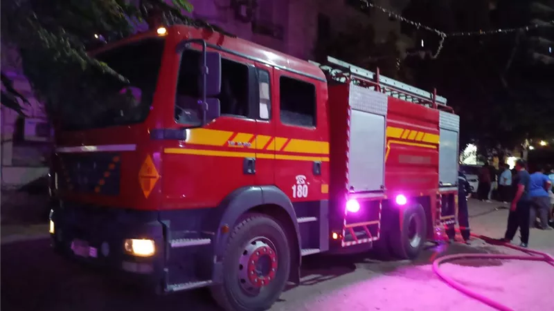 لقطات حيه الان من حــريق المعامل المركزية لوزارة الصحة الدفع بـ10 سيارات إطفاء وخزان مياه للسيطره علي النـ،ــيران هل يوجد وفيات؟