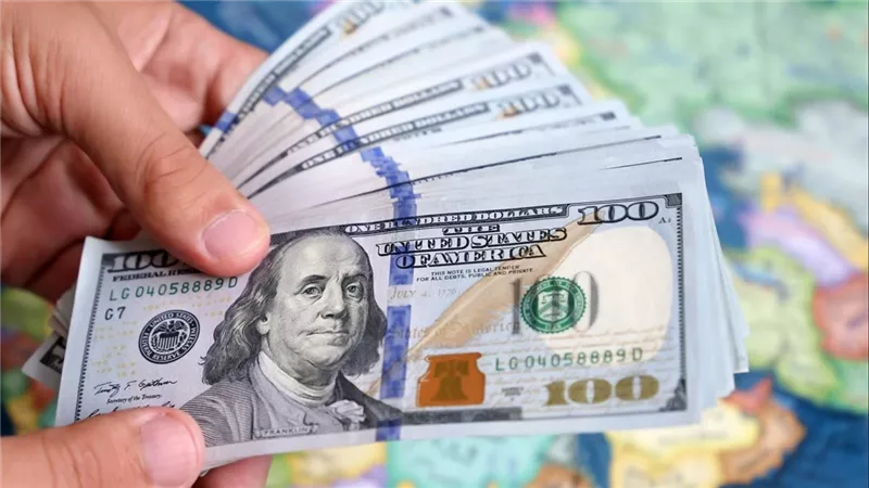 الأخضر طالع بصاروخ .. سعر الدولار في السوق السوداء الان بعد إعلان تحديث الصرف في البنوك المصرية هتحول 1000 دولار بكام جنيه ؟