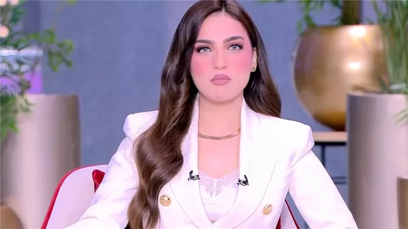 ياسمين عز تثير الجدل من جديد وتقدم نصائح للزوجات: 