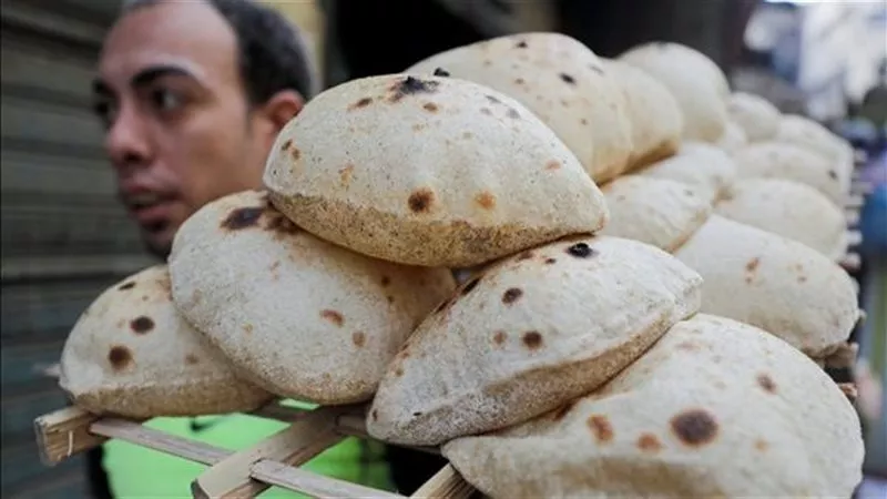 ارتفاع الخبز السياحي 50 قرشًا بعد صعود الدقيق إلى 20 ألف جنيه والمدعم دون تغيير
