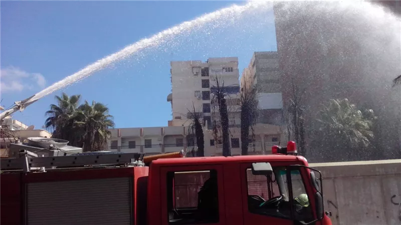 حريق ضخم يندلع في ديكور مسلسل داخل استوديو مصر وقوات الحماية المدنية تكافح للسيطرة 