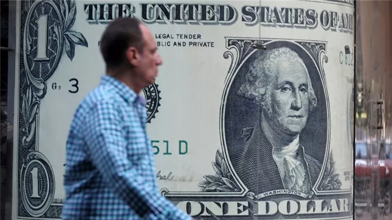 سعر الدولار مقابل الجنيه المصري اليوم الخميس 24 أكتوبر 2024: قفزات جديدة في 9 بنوك|1000 دولار بكام بالسوق السوداء؟