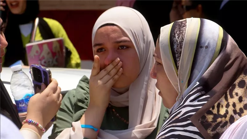 ما هو جمع كلمة عار؟: سؤال يحير طلاب الثانوية العامة في مادة اللغة العربية | «محظوظ لو عرفت الإجابة»