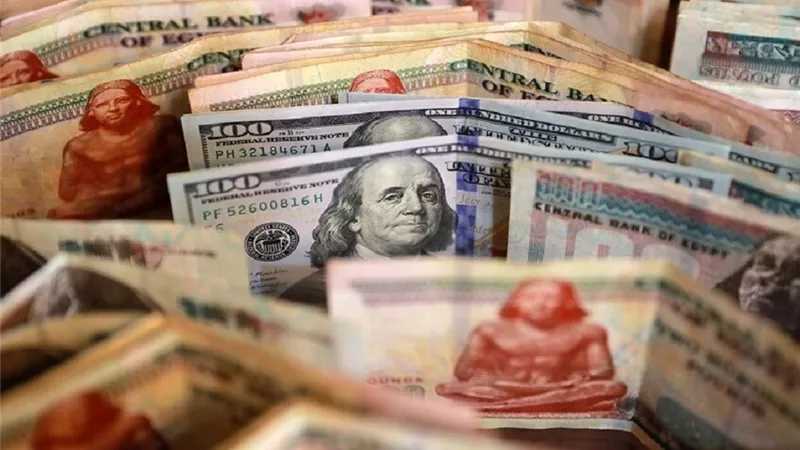 سعر الدولار في البنك الأهلي الان بعد تراجعه داخل 8 بنوك هل تأثر بقرار الفائدة الاخير ؟