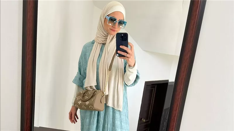 خالد منتصر ينشر فيديو خاص ب فدوى مواهب ويعلق عليه ساخراً بعد ارتداء ابنتها للحجاب 