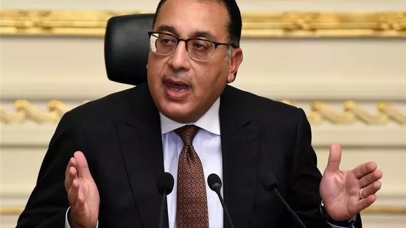 بماذا وعدت الحكومه المصريين.. 12 رسالة هامه من مصطفى مدبولى للمواطنيين والمستثمرين