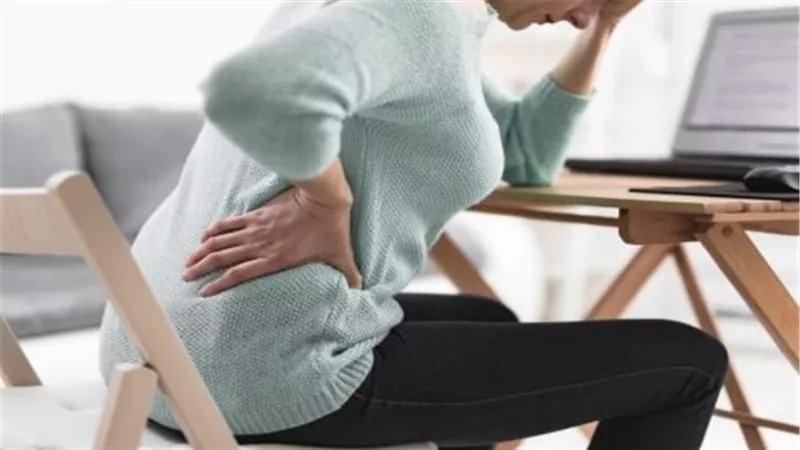 لا تجلس لفترات طويلة لأن ذلك يشكل خطورة كبيرة على صحتك كما أكدت الدراسات