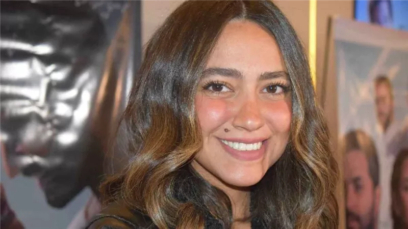 بسبب حقن التخسيس.. إصابة هند عبد الحليم بشلل في المعدة