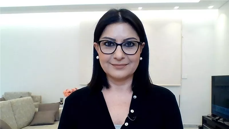 البرج الأكثر حظًا ورزقًا في نوفمبر 2024 وفقًا لتوقعات كارمن شماس: سيحقق نجاحات مالية كبيرة وتغييرات حياتية غير متوقعة