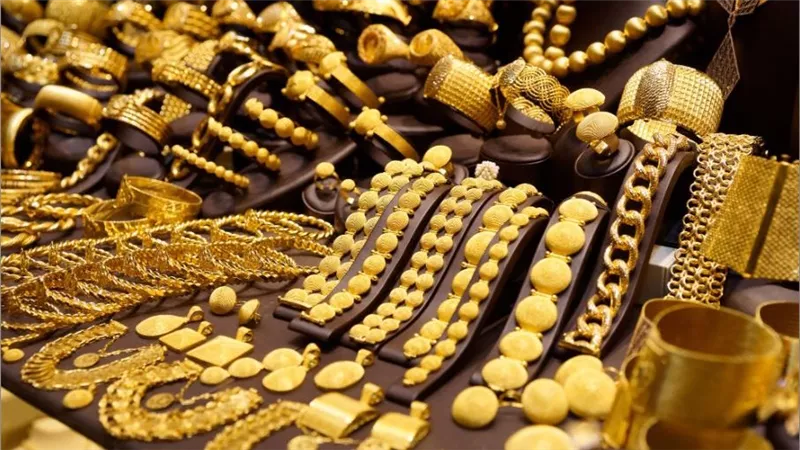  ارتفاع جديد يدفع عيار 21 للقفز .. ارتفاع حاد في أسعار الذهب اليوم بمحلات الصاغه