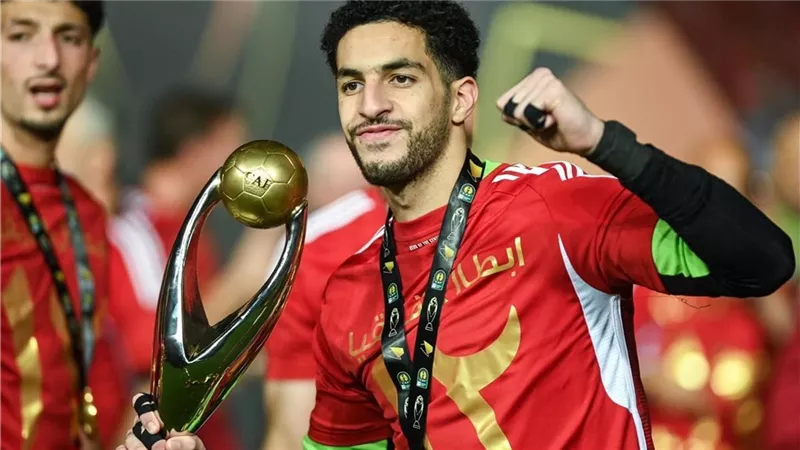 هل شوبير توسط لابنه مصطفى شوبير من أجل أن يكون أساسي في المنتخب؟.. 