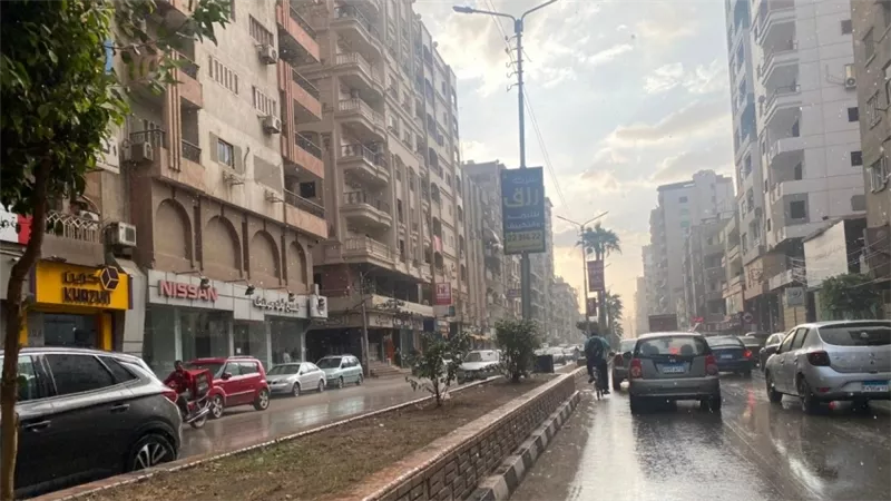 اﻻمطار تشن هجوم علي القاهرة .. منخفض جوي عنيف يضرب هذه المحافظات بعد ساعات بيان تحذيري للمواطنين هل يصل الجيزة ؟