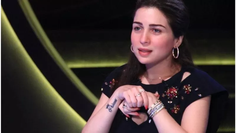 تدهورت حالتها بعد وفاة والدتها.. 