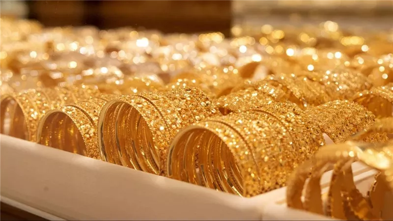 سعر الذهب في مصر اليوم السبت 14-12-2024: عيار 21 يخسر 90 جنيهًا ويستعيد عافيته في التعاملات المسائية بعد تراجع حاد
