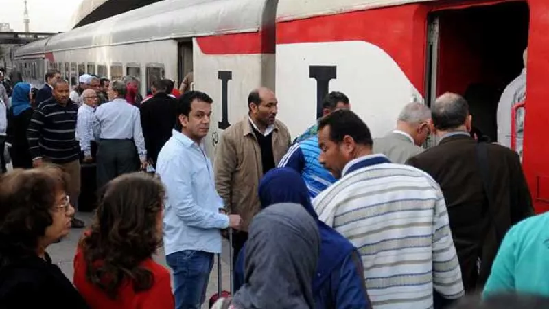 بيان عاجل من وزارة النقل بعد خروج عربة قطار السكة الحديد عن القضبان على خط القاهرة الإسكندرية هل يوجد اصابات ووفيات بين الركاب؟