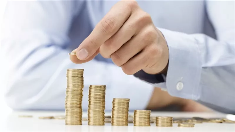 سباق شهادات الادخار يشتعل بين 7 بنوك.. عائد ثابت يصل إلى 19% لمدة 3 سنوات