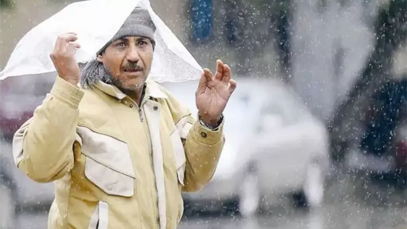 عاصفة ثلجية تجتاح مصر لمدة 72 ساعة  أمطار و3 ظواهر جوية في اول ايام الشتاء بالمحافظات البحوث الفكية تطلق صفارات الإنذار القاهرة  تستعد!