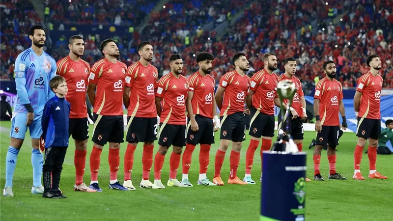 بالتردد شوف الماتش علي الرايق: القنوات الناقلة لـ مباراة الأهلي وشباب بلوزداد مفاجأت بتشكيل كولر من هو حكم المباراة ؟