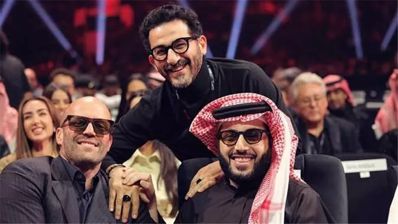 ظهر مع تركي آل الشيخ وتصدر اسمه ترند جوجل الفترة الحالية..  من هو جيسون ستاثام؟