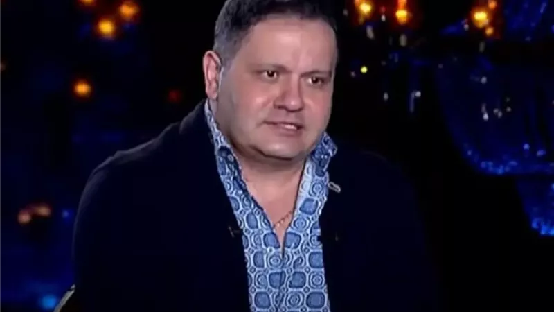 ما هو مرض شلل المعدة الذي أصيب به 