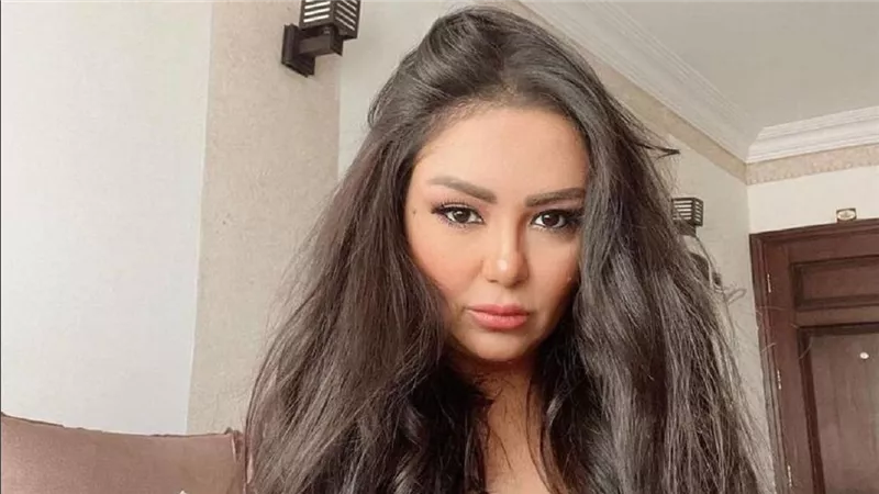 إيمان أيوب.. لماذا تصدرت بطلة مسلسل عيش أيامك الترند بعد 20 عاما من عرضه؟ 