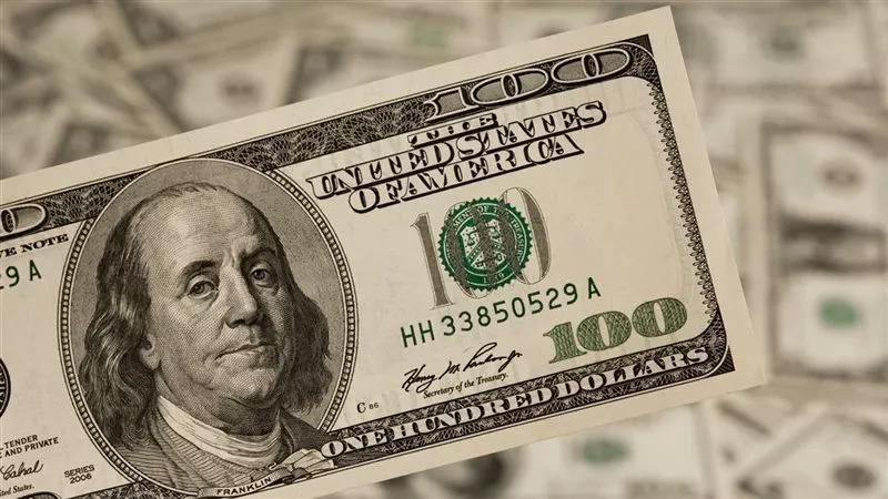 سعر الدولار في مصر بأول أيام 2025 بعد سحب 639 مليار من البنوك 