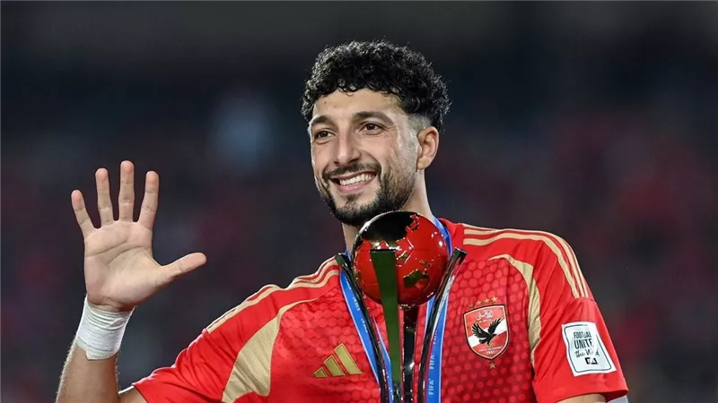 وسام أبو علي يثير أزمة بالأهلي بسبب رد فعله على رفض بيعه والأهلي يتوعد ويحذر.. ماذا حدث؟