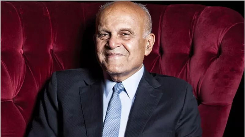 هل سيصبح صمام القلب الحي هو الحل المثالي؟ مجدي يعقوب يعلن عن تطور طبي قد ينهي الحاجة للعمليات الجراحية المتكررة