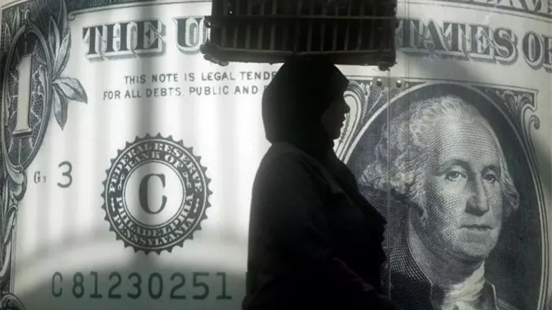 بعد إقترابة من 52 جنيه : سعر الدولار في السوق السوداء يسجل رقم غير متوقع مع هبوط مؤشر الصرف بتحديث البنوك بمنتصف تعاملات اليوم