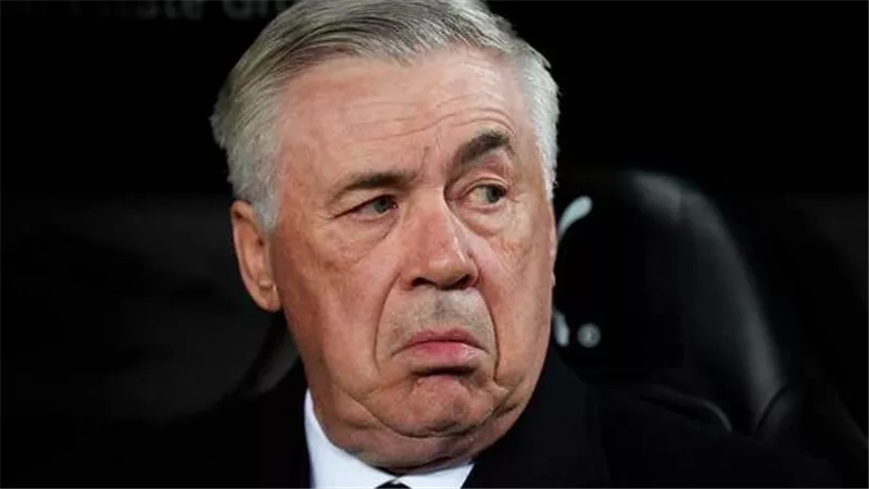 ثـ ورة وغضب.. لاعبي ريال مدريد يقومون بتصرفات غريبة ضد 