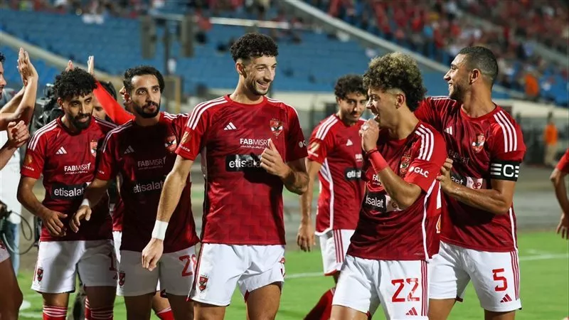 الخسائر المالية التي سيتكبدها النادي الأهلي بسبب انسحابه من مباراة الزمالك وصلت لـ٢٠٠ مليون جنيه وسيناريوهات الفترة المقبلة