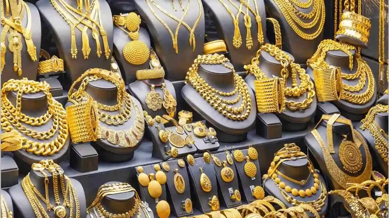 هل تعرف كم وصل سعر الذهب عيار 21 الآن؟ مفاجأة جديدة في أسعار الذهب اليوم الأربعاء بعد ارتفاع 