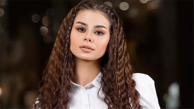 ما السر وراء اعتذار منة عرفة إلى أشرف زكي وإلهام شاهين؟.. ماذا قالت واعتذرت عنه؟؟