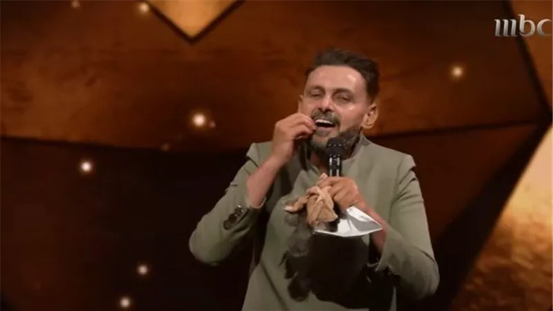 حتى في البرامج يا زيزو!!.. اعرف الرقم الذي سيعرضه رامز جلال على زيزو من أجل الظهور معه في البرنامج