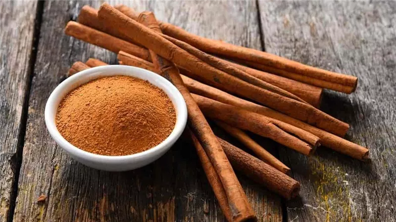 كل الحلويات زى ما تحب ومتخافش على وزنك...كل اللى عليك شرب القرفة بتلك الطريقة وفي هذا التوقيت