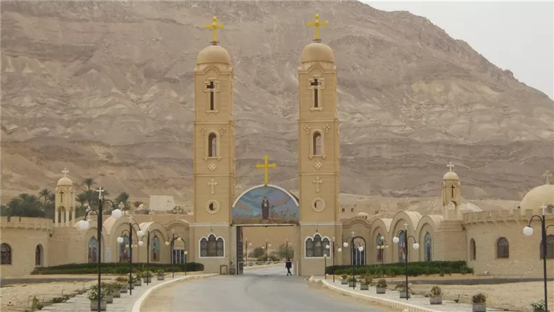 تنويه هام من دير القديس الأنبا أنطونيوس بالبحر الأحمر: مواعيد الزيارة خلال الصوم المقدس وأسبوع الآلام