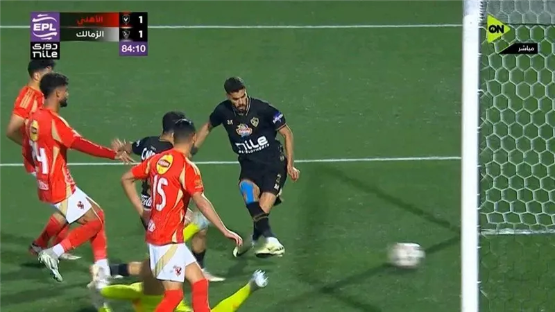 فريق الملاليم يفرض التعادل على فريق المليار.. ما سر فرحة جمهور الزمالك على الرغم من التعادل وماذا بعد القمة؟؟!!.. تفاصيل هتدهشك في الدوري!!