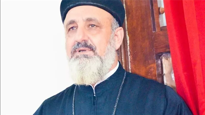 القس أرميا يعلن عن صــدمة تهز قلوب الأقباط... شاب مــتوفي بطريق بياض يحمل وشم الصليب هل يكون كيرلس سمير؟