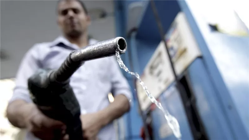 اللتر بكام الآن؟.. محطات الوقود تعلن رسميًا 