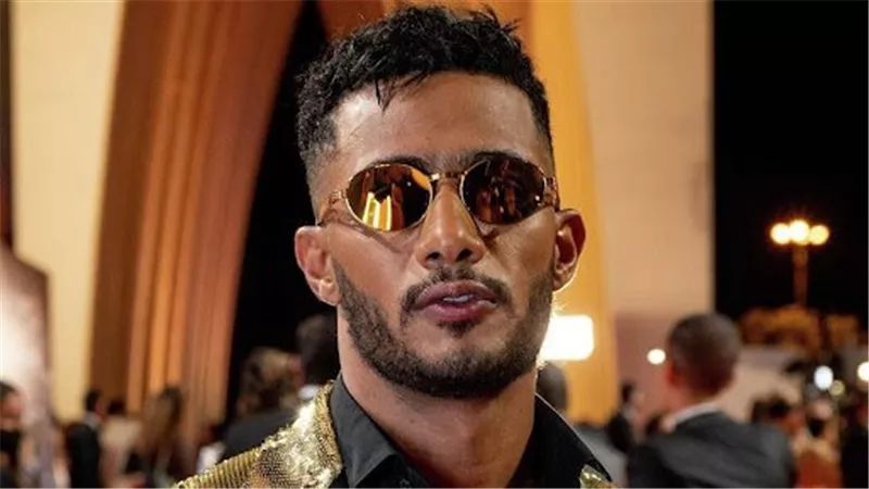 محمد رمضان يكشف سبب تقديم برنامج 