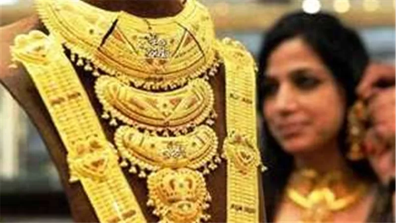 سعر الذهب خارج السيطرة والدول تتسابق لشرائة...لذلك اعرف افضل طريقة للاستثمار في الذهب 