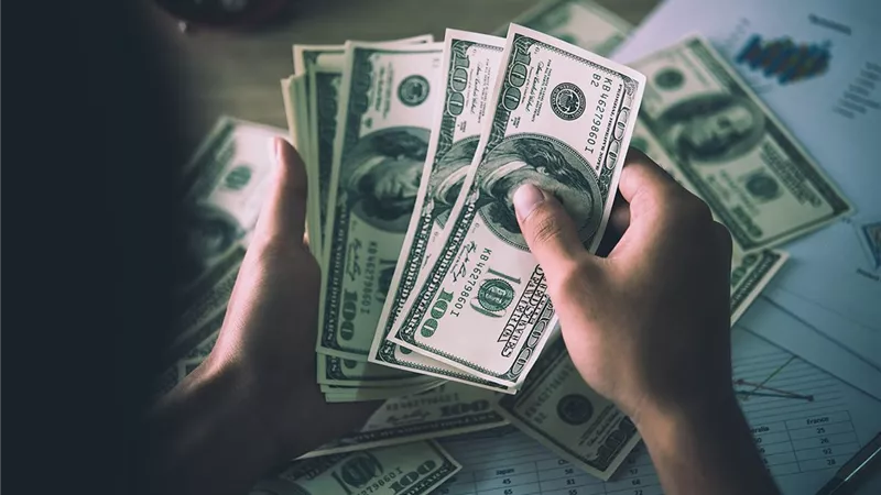  سعر الدولار اليوم الخميس 3 أبريل 2025 أمام الجنيه في البنوك الخاصة والجكومية بعد إجازة العيد هل نشهد تغيرات جديدة في سعر الصرف؟
