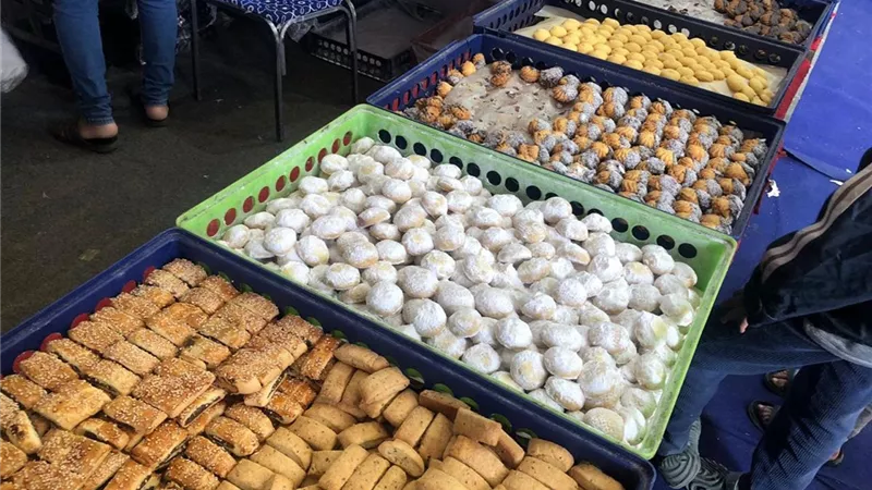كحك العيد ومريض السكر والكوليسترول...طبيب يكشف مفاجأة ستحدث له بسبب تناوله