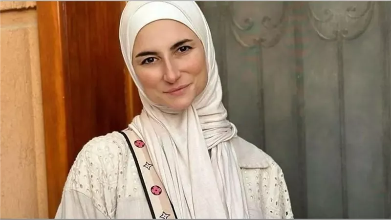 بعد تصريحاتها عن الديانة المسيحية: مطالبات بسحب الجنسية من فدوى مواهب بسبب إساءتها للحضارة المصرية